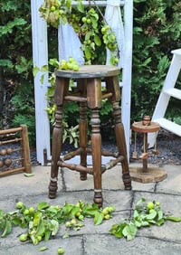 Photo prop stool  