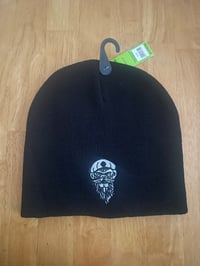 Image 2 of Signature Collection beanie hat