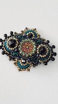 Image 1 of Broche brodée ET UN SOIR...