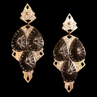 DREAM GLITTER / PLISSÉ  Gunmetal Grey Earring