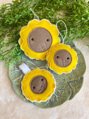 Image of Little Sunflower Decoration