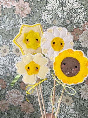 Image of Pretty Flower Sticks