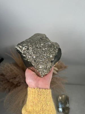 XL LUSTEROUS PERUVIAN CUBIC PYRITE A