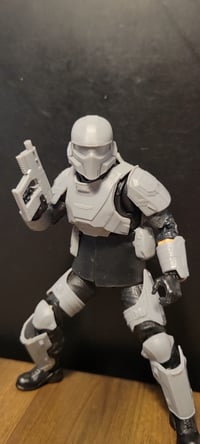 Image 5 of Helldivers B-01 Tactical armor kit 