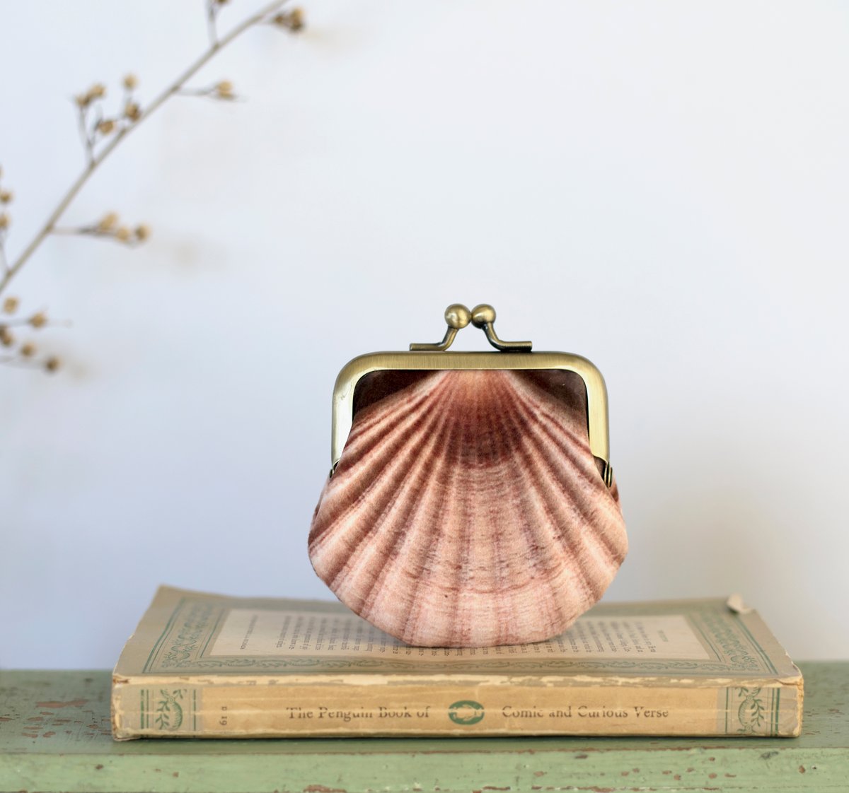 Velvet Lined Clam Shell Purse Seashell Printed Velvet Coin Purse With  Indigo Silk Lining Red