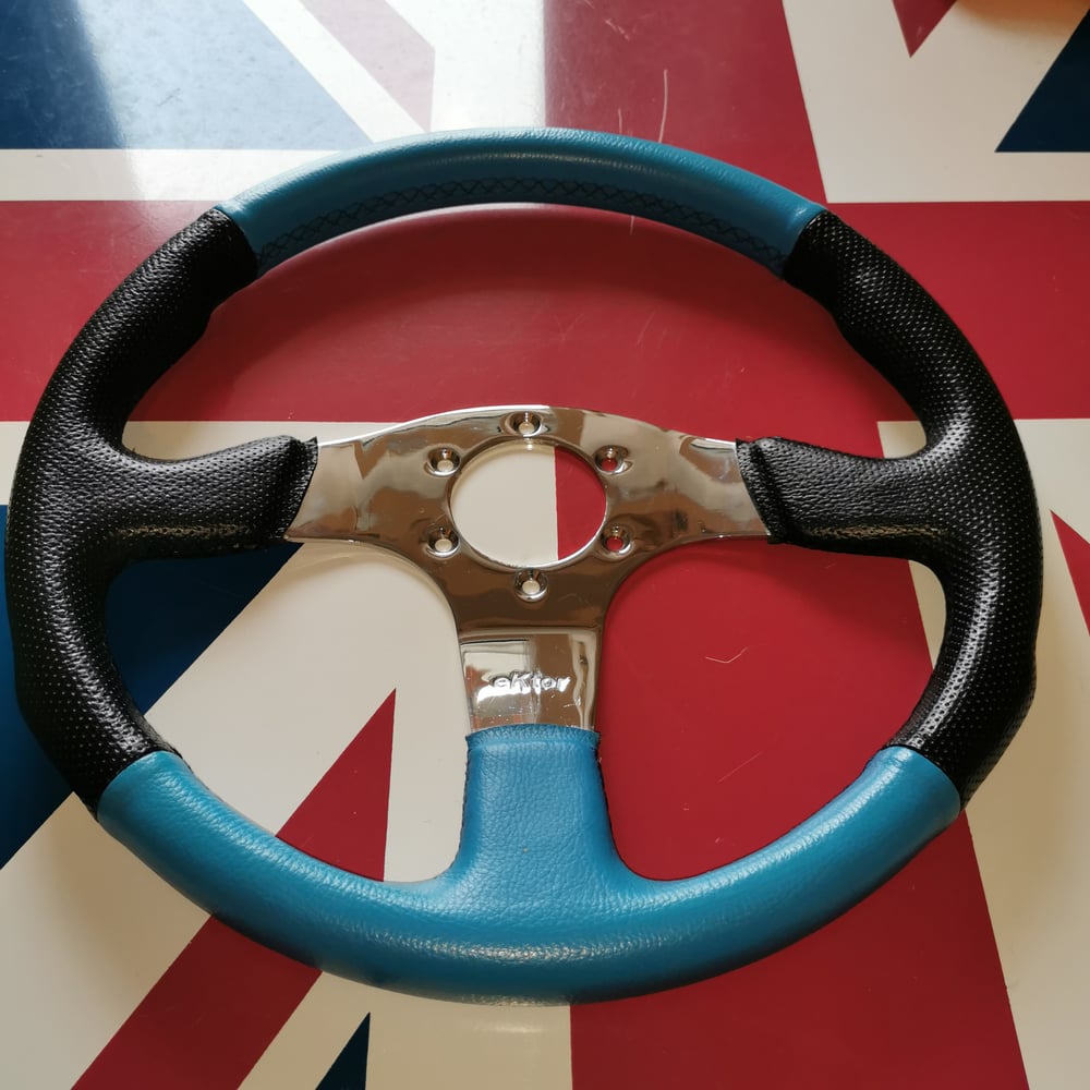 Volant EKTOR cuir bleu et noir