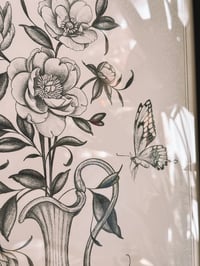 Image 5 of Vase Print