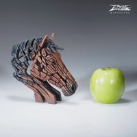 Image 2 of Edge Sculpture "Horse Bust Miniature (Bay)"