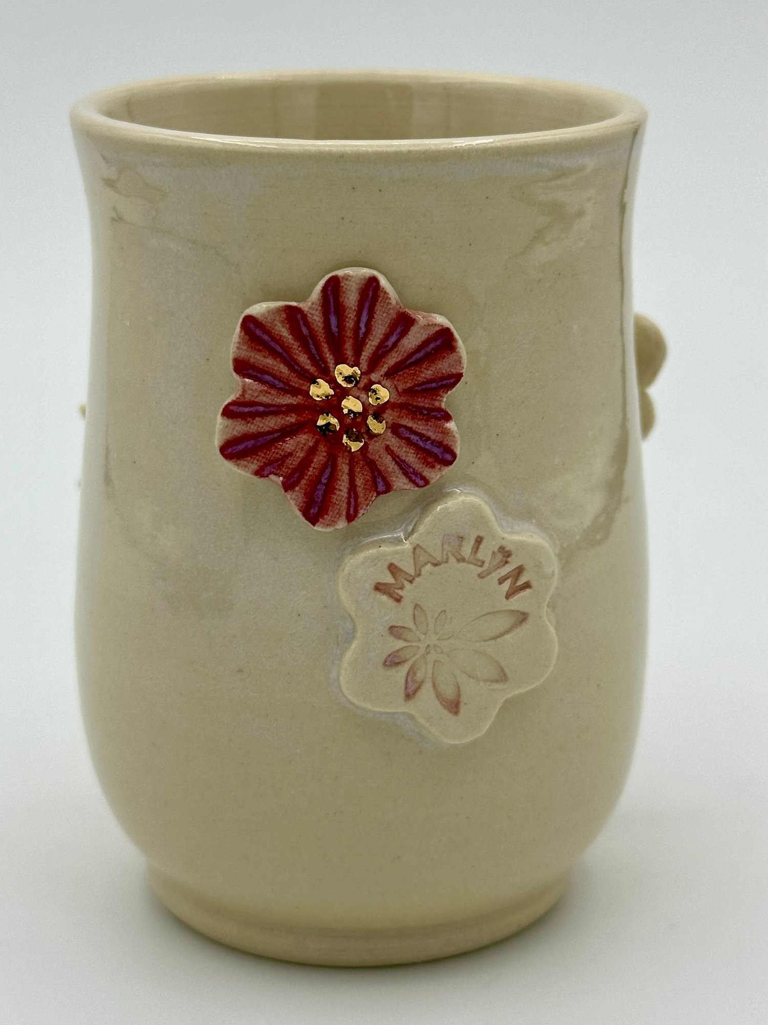 Image of Blue Banded Bee Vase (small) bee flying right