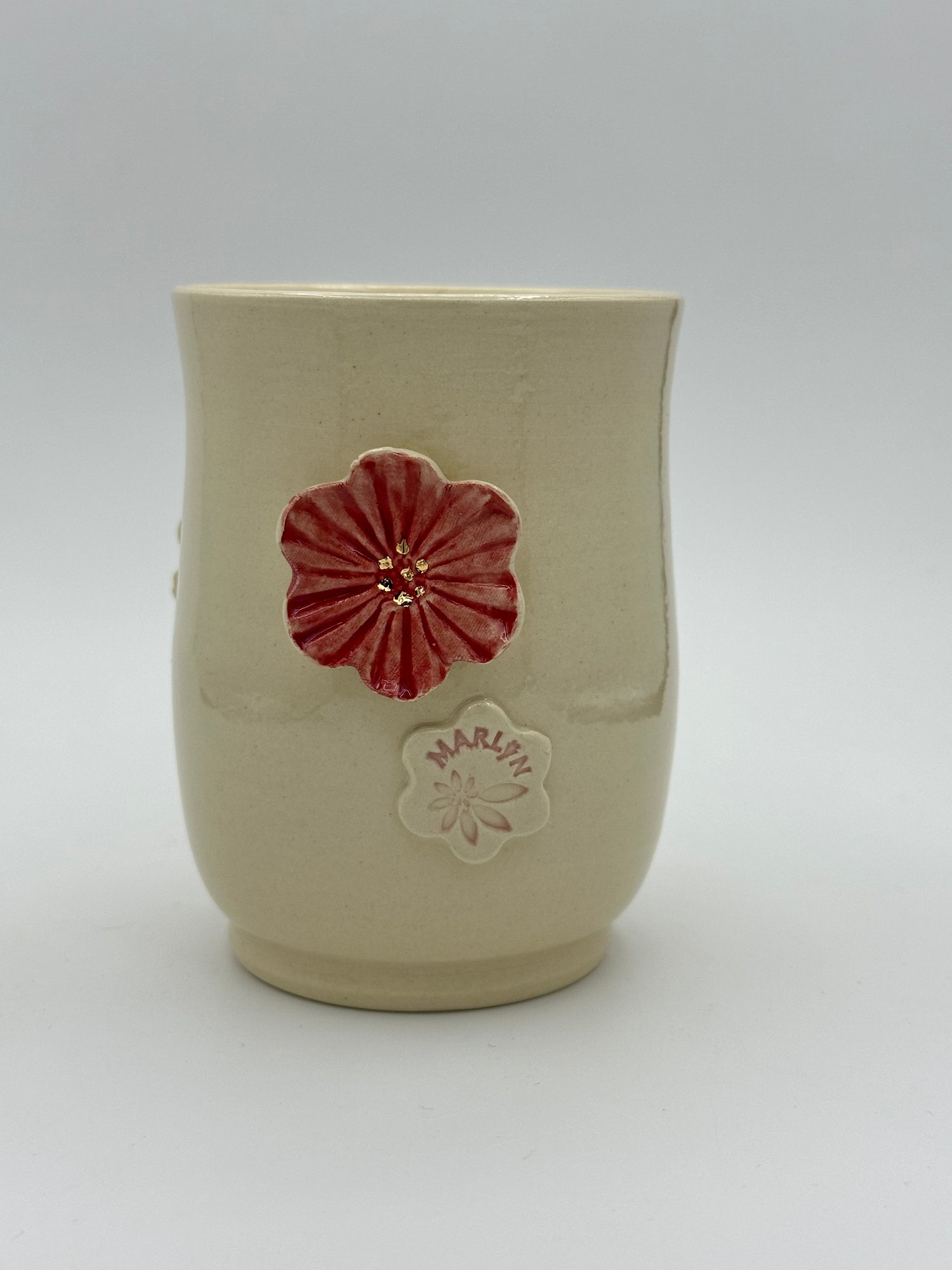 Image of Blue Banded Bee Vase (medium) bee flying left