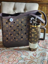 Image 2 of Rose B Luxe Sip & Tote Set – 40oz Designer-Inspired Cup + Matching Bag