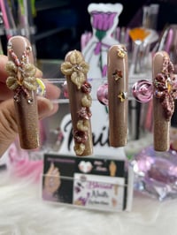 Image 4 of BUTTERFLY 🦋 GLITTER FLOWER SET 
