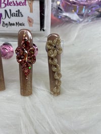 Image 5 of BUTTERFLY 🦋 GLITTER FLOWER SET 
