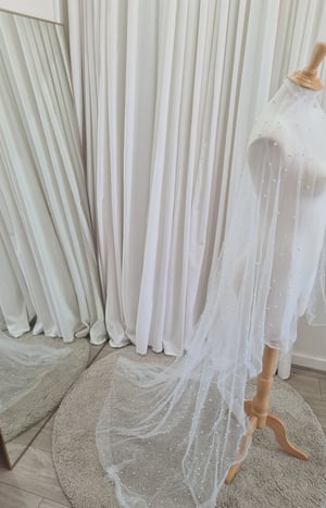 Image of Made to Measure Veils. By NATASAstudio