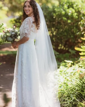 Image of Made to Measure Veils. By NATASAstudio