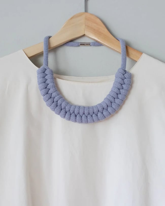 Figure Eight/ Short (Warm Colors)