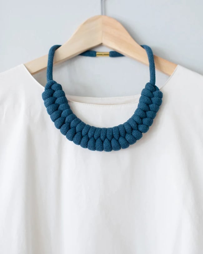 Figure Eight/ Short (Cool Colors)