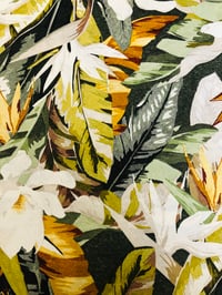 Image 3 of Loneta Estampado Tropical - Ocres/Verdes - 10€/m