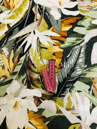 Image 4 of Loneta Estampado Tropical - Ocres/Verdes - 10€/m