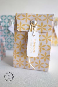 Image 3 of Boites à dragées à fermeture japonaise (sur commande)