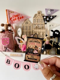Image 1 of Miniature Halloween wall hanging