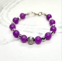 Image 4 of Violet Berry Jade Bracelet