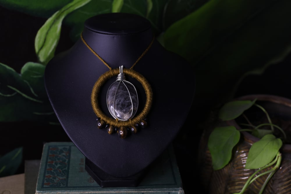 Image of Golden linen black moonstone necklace