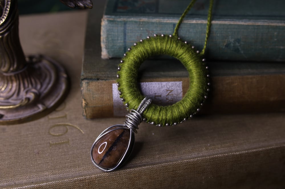 Image of Green linen chiastolite necklace