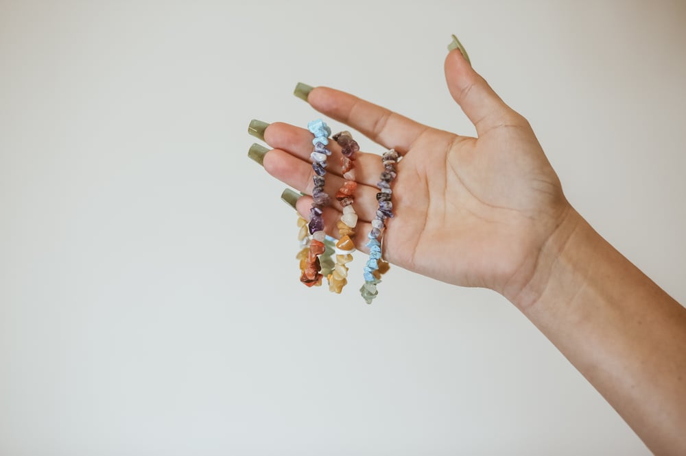 Image of Mixed Stone Crystal Chip Bracelet 