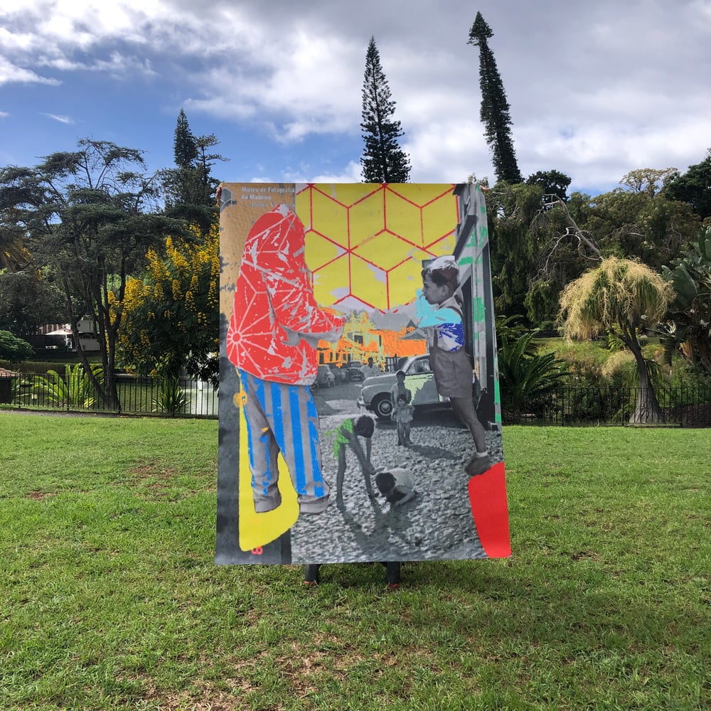 Image of Floating painel "People need People"