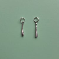 Image 4 of silver drop (single)