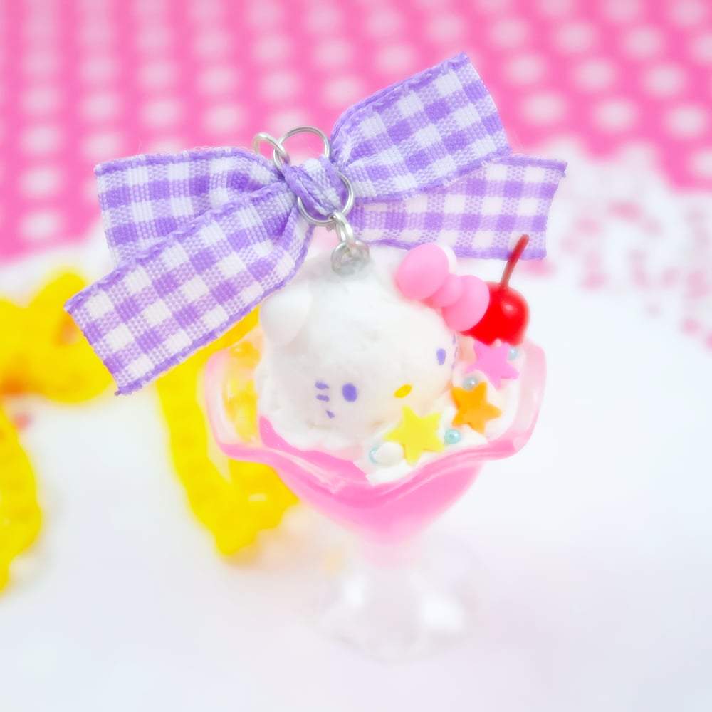 Hello Kitty Soda Float Necklace