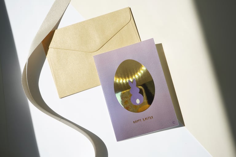  Carte postale illustrée & dorée "Happy Easter" purple