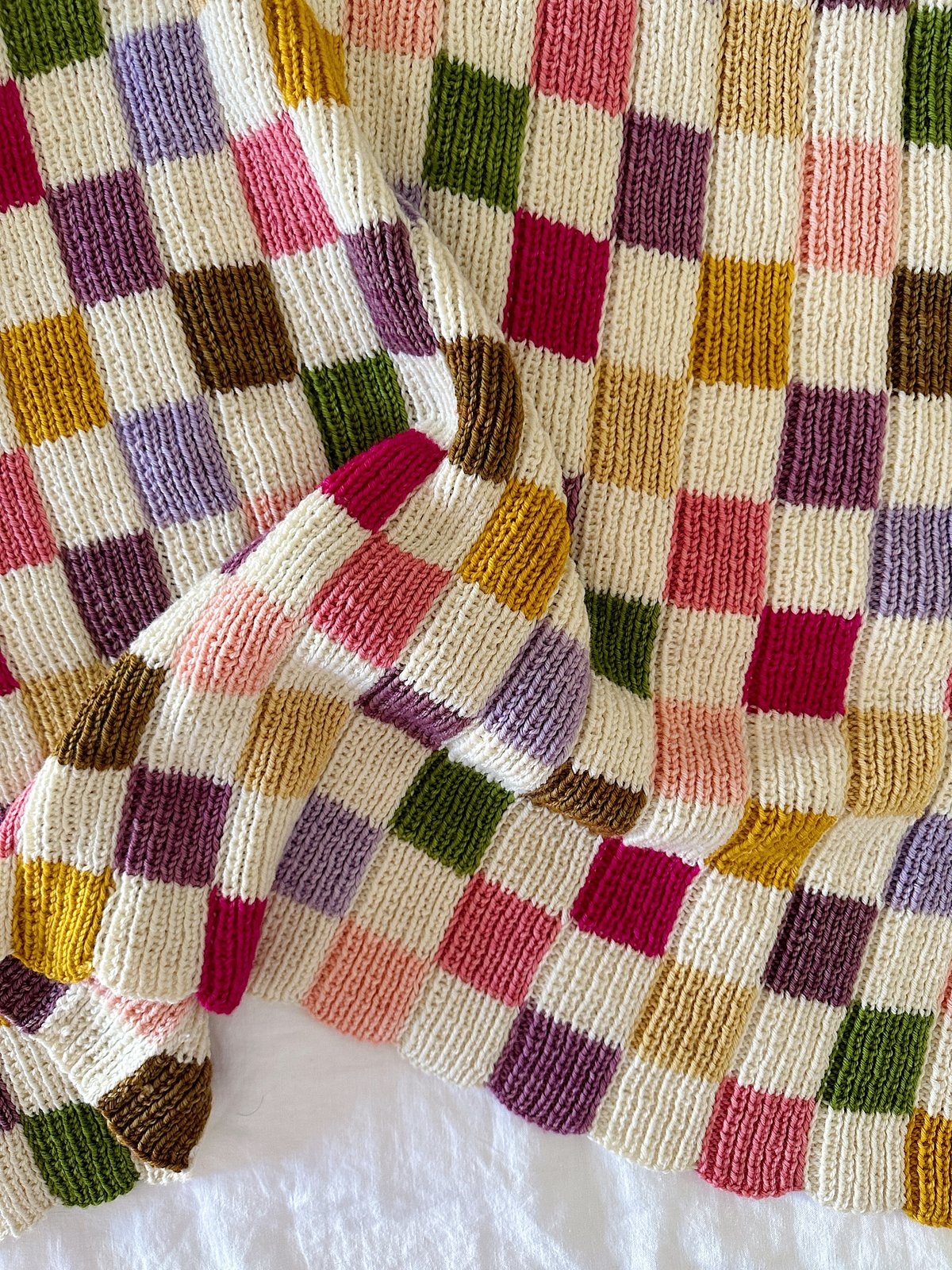 Unapologetic (PREORDER 12-16 WEEKS)