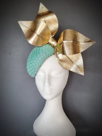 Image 3 of 'Ellie' in mint and gold
