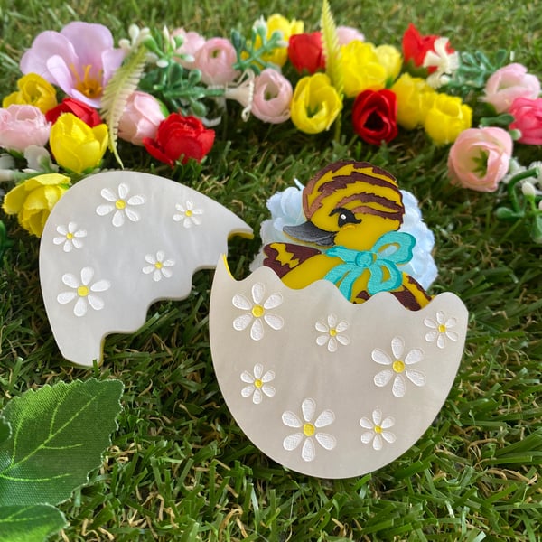 Image of Easter Surprise Brooch ~ Daisy Duckling 