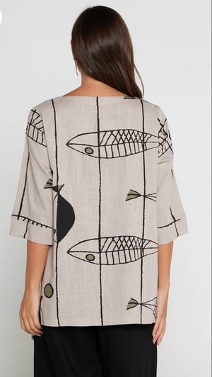 Image of Asymmetrical Linen/Cotton Top - Fish Print Taupe