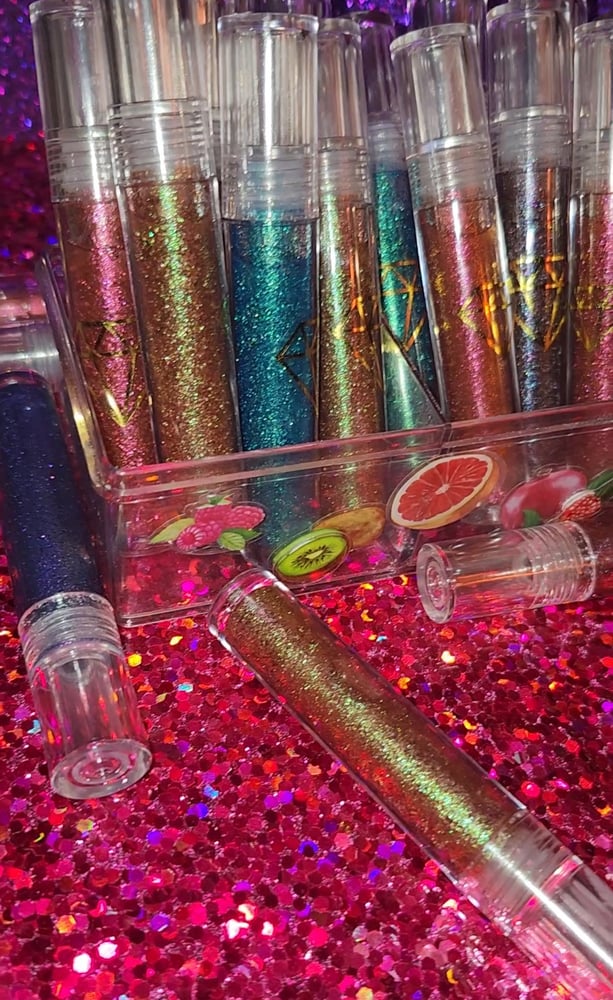 Image of  ✨️✨️Chameleon shimmer lipgloss ✨️✨️