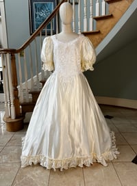 Image 3 of 1980s Wedding Dress