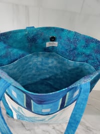 Image 5 of Blue Beach Tote