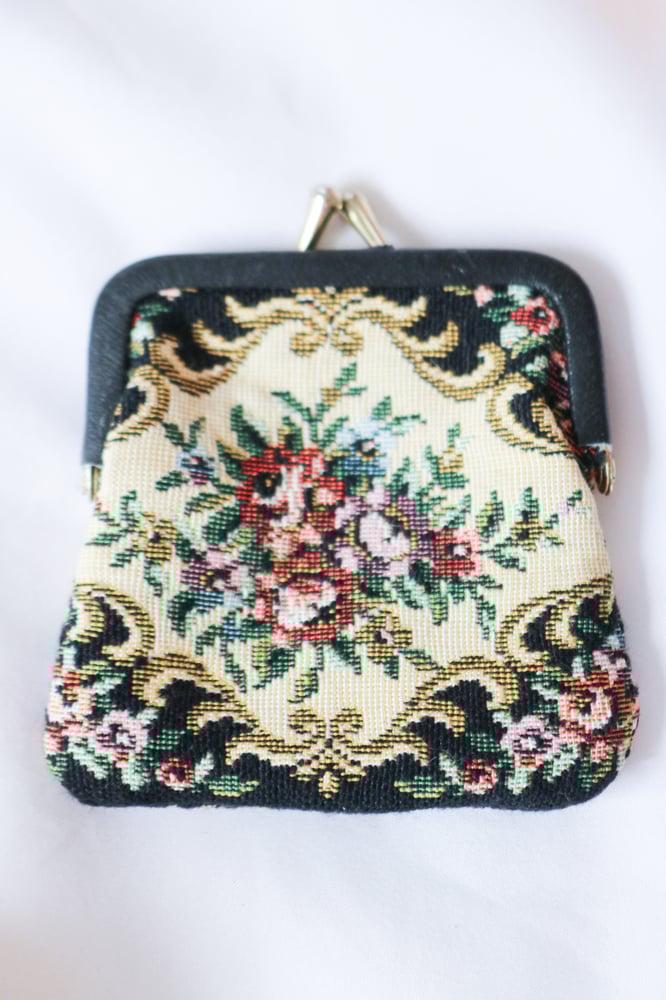 Image of Vintage Needle Point Tapestry Floral Coin Purse 