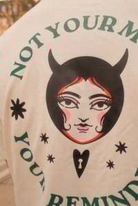 Image 5 of Hey Baby „NOT YOUR MUSE“ Boxy Shirt