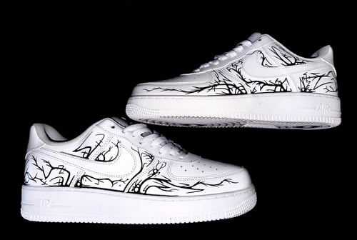 Image of CUSTOM HAND PAINTED AF1 WHITE