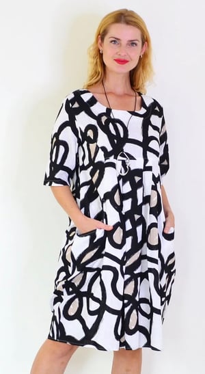 Image of Cleo Linen/Cotton Dress - Black/White Abstract