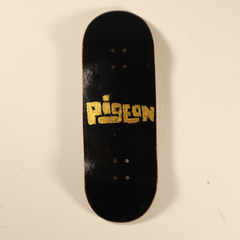 PIGEON REAL WEAR DECK
