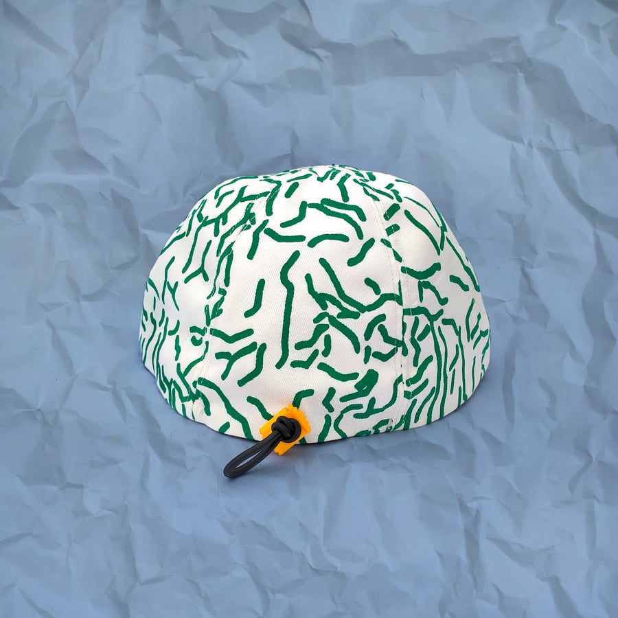 Image of SCRUNCH CAP - BLACK / WHITE&GREEN