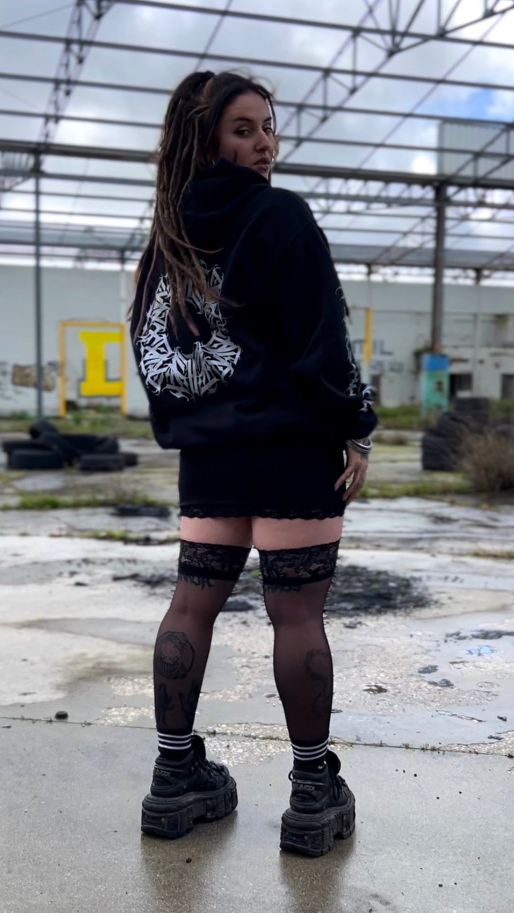 CALLIGRAFF REVOLUTION HOODIE
