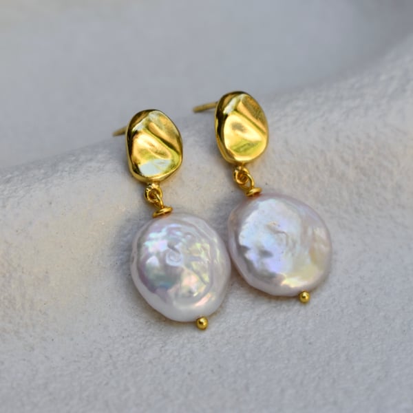 Image of ELLA EARRINGS GOLD