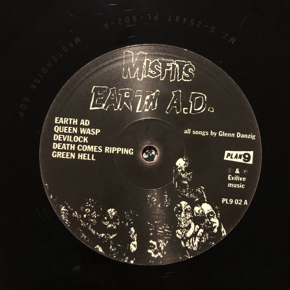 MISFITS - EARTH A.D. / WOLFS BLOOD (LP)