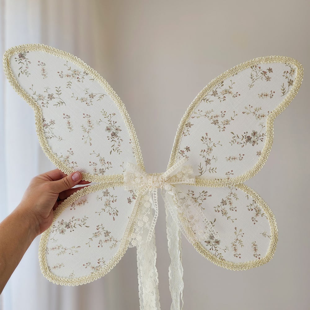 Image of Linen floral wings (large)